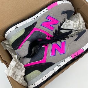 Brand new women’s New Balance - size 9
